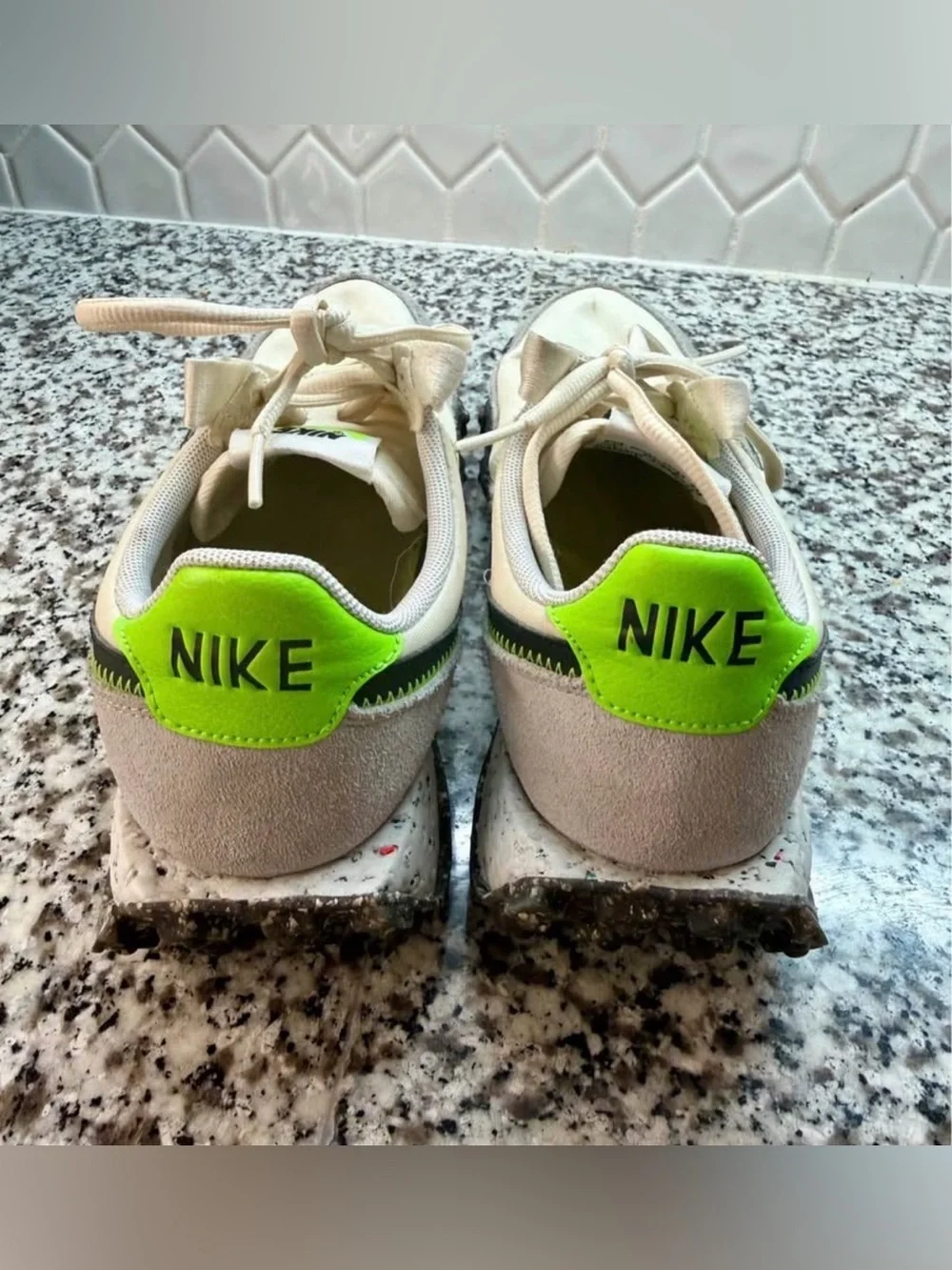 Nike Waffle Racer Crater Pale Ivory Electric Green